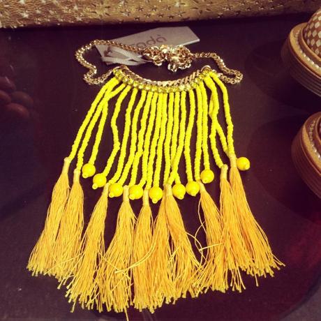 statement-necklace-yello-rada