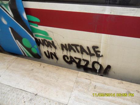 Ormai i nuovi treni della metropolitana di Roma non vengono più puliti. Il loro destino ormai sarà inesorabilmente lo stesso dei vecchi. Nulla del genere altrove al mondo