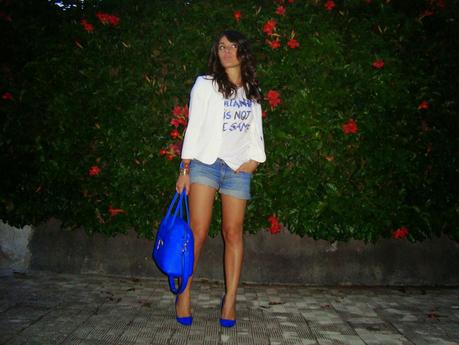 NONSOLOMODA#21: SHORTS, BLAZER E UN TOCCO DI BLU