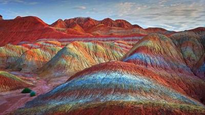 CINA – Le montagne arcobaleno +Foto