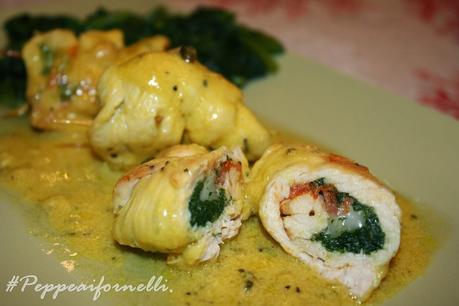 Bombette di tacchino con spinaci e pomodori secchi.