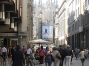 Italia, minimo storico nascite. Mentre diminuisce numero immigrati, boom espatri