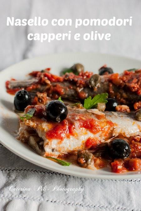 Nasello con pomodori,capperi e olive, cottura light a vapore nel Varoma