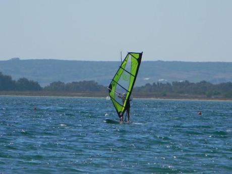 windsurf