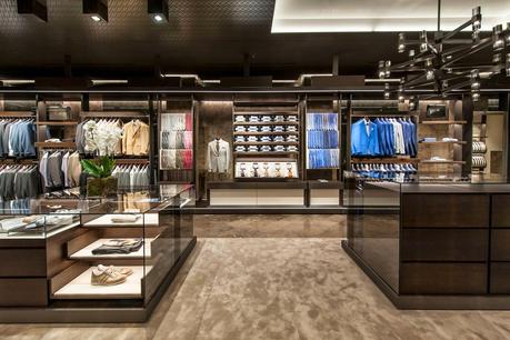 Inaugura il primo flagship store di Canali a Roma