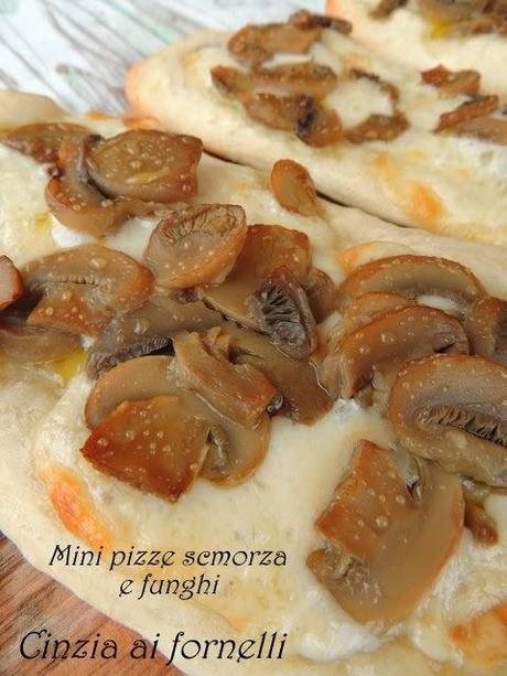 pizze scamorza e funghi