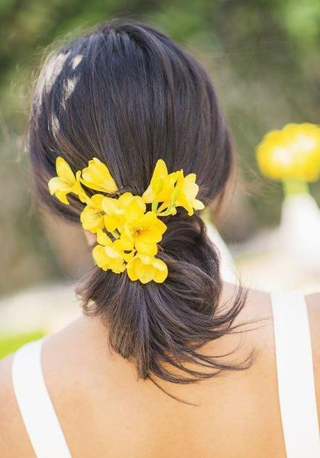 sposa coda con fiore