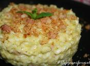 Risotto crema zucchine, taleggio crumble pane Altamura profumato bacon.