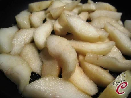 Crostata chiusa con pere e cioccolato bianco: prospettive che cambiano, risultati che si affermano