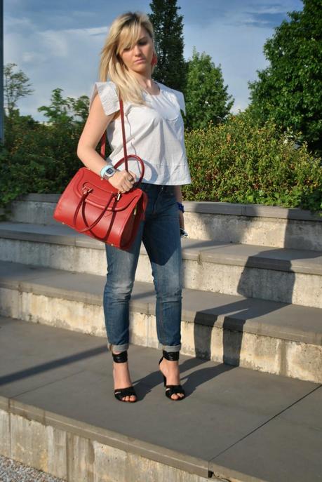 outfit casual camicia a pois e jeans vita alta e borsa rossa outfit comfy outfit primaverili outfit maggio 2014 fashion blog italiani fashion blogger italiane outfit di colorblock by felym fashion blog di mariafelicia magno outfit borsa rossa jeans a vita alta abbinamenti jeans a vita alta sandali di pelle con fascia di pelle alla caviglia mariafelicia magno blogger di colorblock by felym bracciale il centimetro orologio casio occhiali da sole ray ban fashion blogger italiane ragazze bionde moda fashion outfit jeans e tacchi 