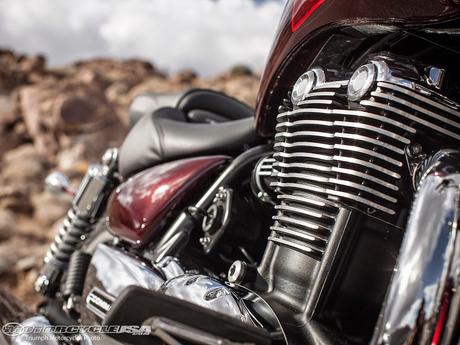 Triumph Thunderbird Commander 1700 2014