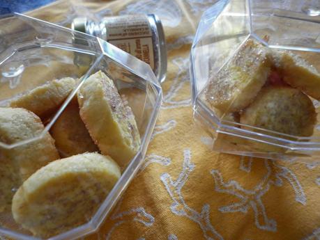 BISCOTTI AL BURRO CON ZUCCHERO ALL'AROMA DI CANNELLA