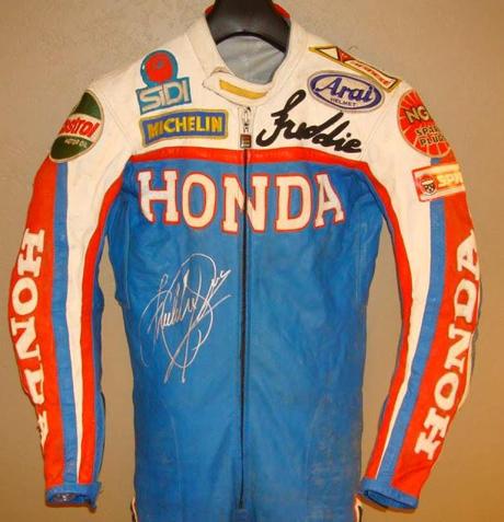 Dainese Racing Suit Freddie Spencer 1984 - MotoMemorabilia.com