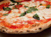 “Pizza Margherita” compie anni: 1889 cuoco Esposito alla corte della Regina Margherita