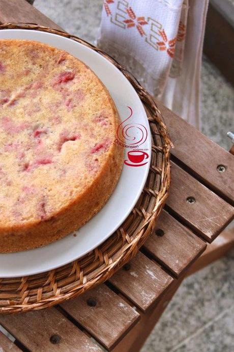 TORTA DI MANDORLE FRAGOLE RABARBARO (56)+