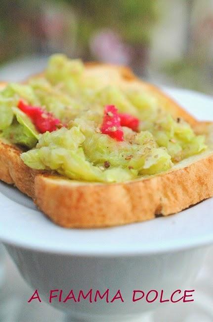 Antipasto vegan alle ciliegie e zucchine