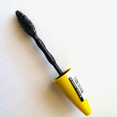 Review Mascara Colossal Go Extreme MAYBELLINE