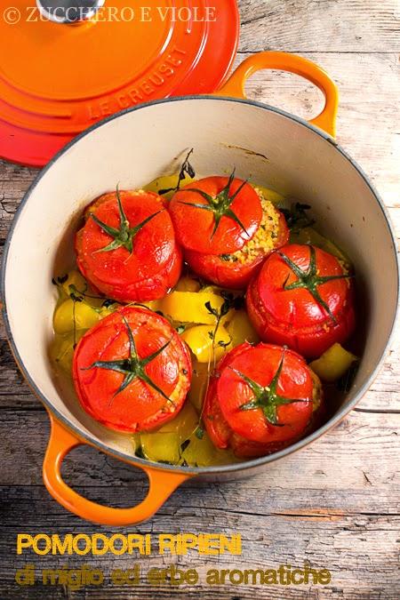 Pomodori ripieni di miglio ed erbe aromatiche