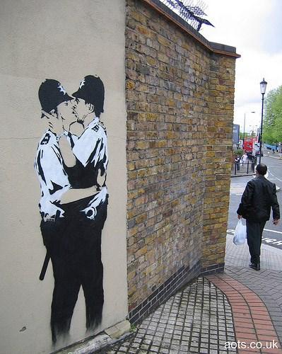 banksy-cops