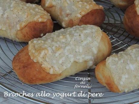 Crema Bimby con latte di riso e brioches allo yogurt