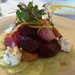 800px-Cucumber,_beets,_crème_fraîche_and_horseradish