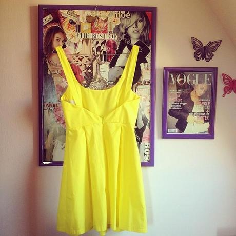 zara vestito giallo