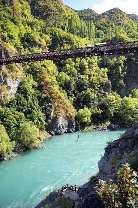 luoghi per fare bungee jumping in Italia - Salto da ponte