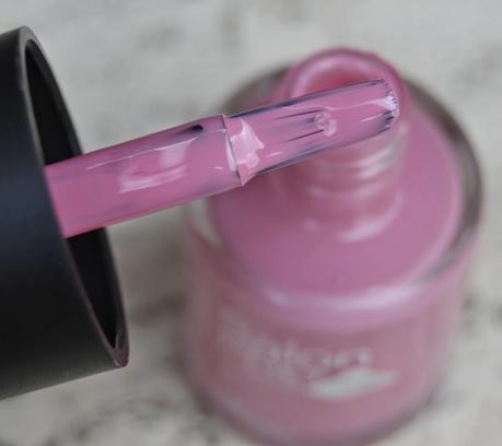 Rimmel London Smalto Salon PRO with Lycra 650 Winky Pinky