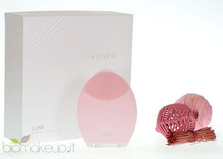 Foreo 01 La mia skin care estiva e i preferiti del momento,  foto (C) 2013 Biomakeup.it