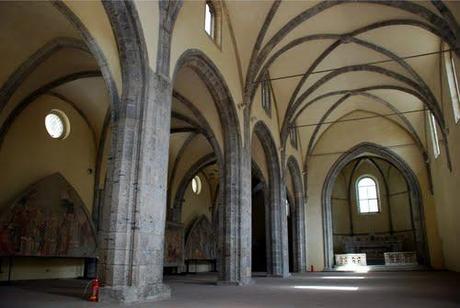 Interno chiesa dell'incoronata