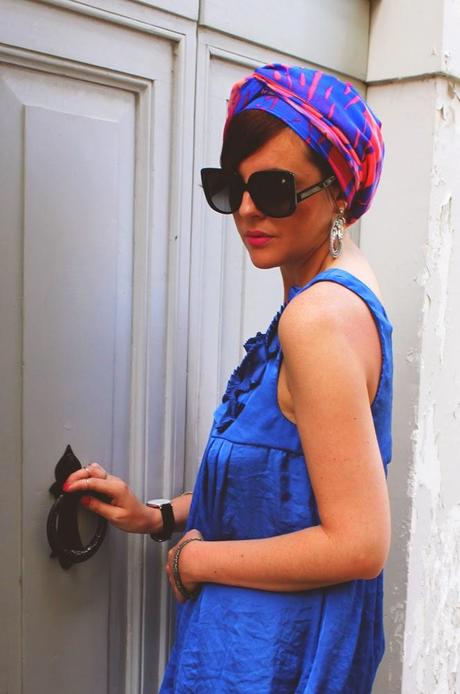 Outfit: top monospalla Liu Jo, turbante e scarpe con mezzo tacco