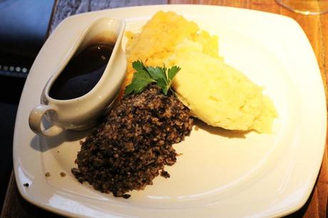 Dove mangiare a Edimburgo: Deacon Brodies Tavern