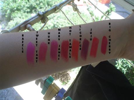 Swatches: NYX Butter Lipstick, Macaron lippie, Lip liner