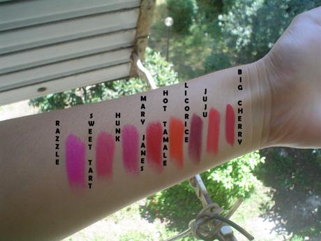 Swatches: NYX Butter Lipstick, Macaron lippie, Lip liner