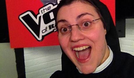 the-voice-suora-suor-cristina Suor Cristina vince The Voice Italia e recita il Padre Nostro in diretta – video