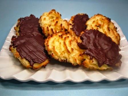 Amaretti al cocco al cioccolato