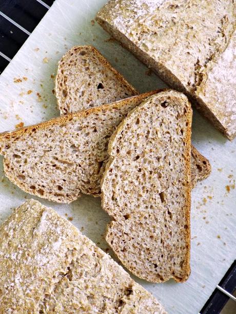 Pane integrale a lievitazione naturale con lecitina di soia