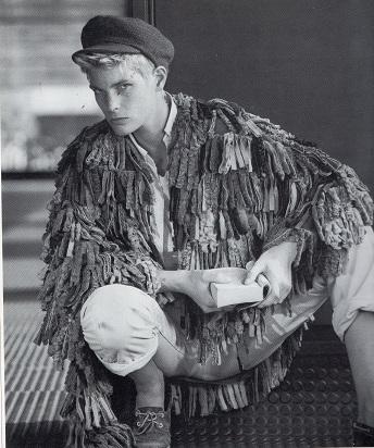 Matti 1984 - Giacca kimono di camoscio con applicazione di frange di persiano