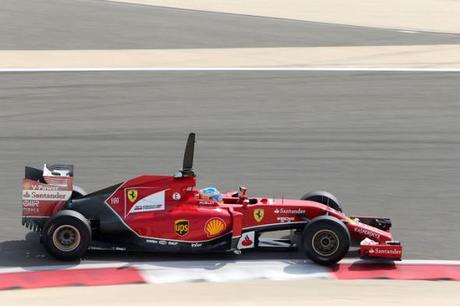 Alonso_Ferrari_Test_day6_Bahrain_2014 (1)
