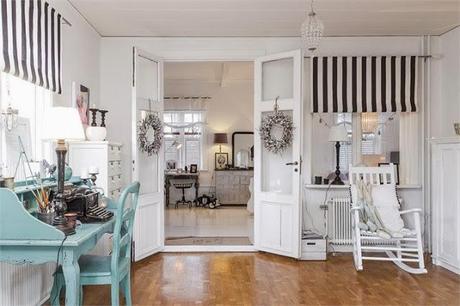 In Svezia una bellissima villa in stile shabby chic