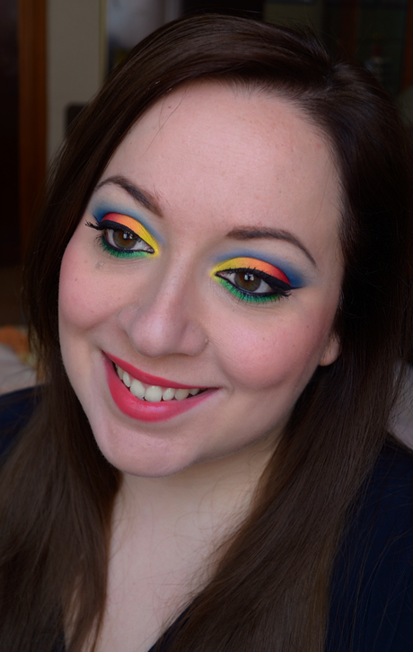 It's a colourful world: piccola guida per un make up dai toni vividi