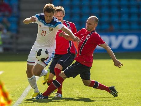Maksim Kanunnikov in azione contro la Norvegia