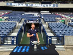 Dougie Fife nel corso del sorteggio al BT Murrayfield (Courtesy: ScottishRugby.org)