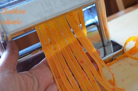 Tagliatelle ai peperoni con crema di Parmigiano Reggiano Tagliatelle ai peperoni con crema di Parmigiano Reggiano
