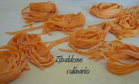 Tagliatelle ai peperoni con crema di Parmigiano Reggiano Tagliatelle ai peperoni con crema di Parmigiano Reggiano