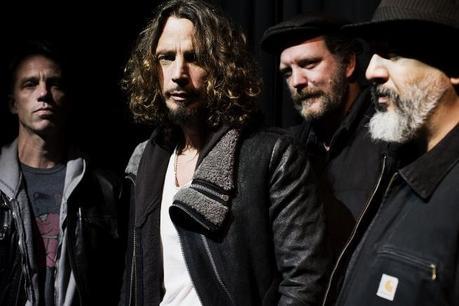 Suprgruppo per membri di Soundgarden, Pearl Jam, Off! e Queens Of The Stone Age! Soungarden/Pearl Jam/Off!, il nuovo atteso album dei The Moon, Blonde Redhead, Pianeta Radio Winner Contest e molto altro!