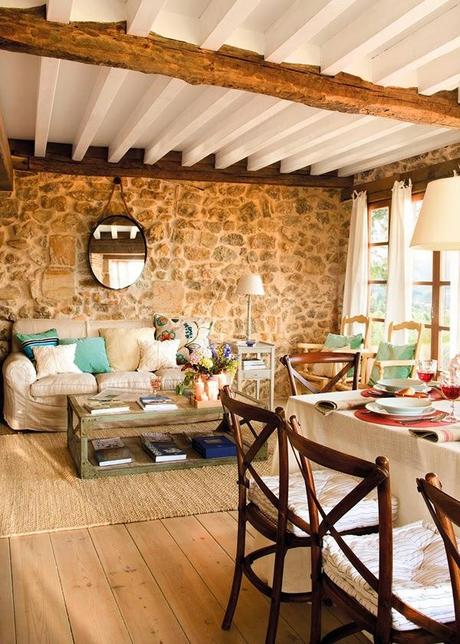 La splendida ristrutturazione di un antico casale in Spagna