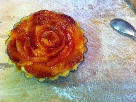 CROSTATA CON MARMELLATA DI ARANCE AMARE, CREMA PASTICCERA E ARANCE TAROCCO