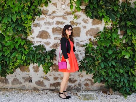 Outfit da matrimonio low cost, un total look Zara colorato per l'estate