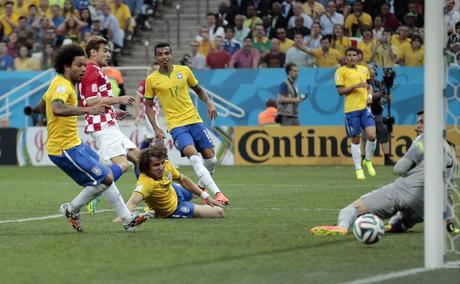 Ancora l'autogol di Marcelo. Ap